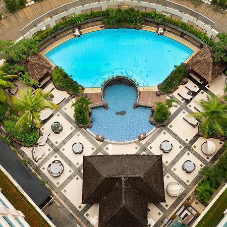 Hotel Ciputra Jakarta Managed By Swiss-Belhotel International Exterior foto